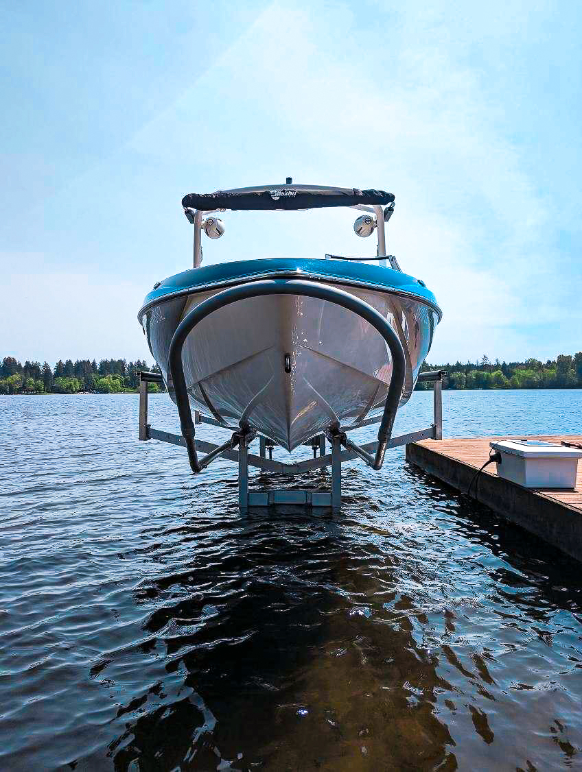 RGCProducts's tweet photo. RGC Marine's FLEX Hydraulic Lift combines flexibility, convenience and efficiency and offers the best protection for your boat!  Learn more at https://t.co/ETGAIl2DGB. https://t.co/sSwyw29vaY