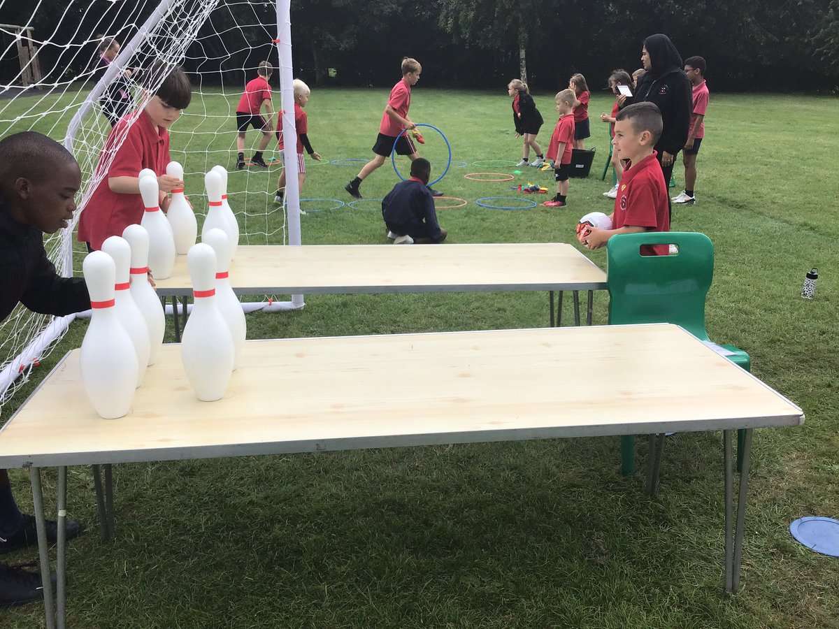 MissByrneSTM's tweet image. Super proud of my team for the sports event. They did amazing! #STMPE