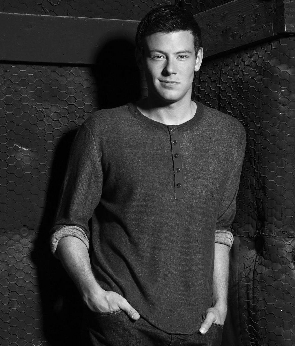 lynger2000's tweet photo. How's it 10 years already since the passing of Cory Monteith?? π±π
You will never be forgotten!! πΉπΉ #CoryMonteith #RIPCoryMonteith #10YearsWithoutCoryMonteith https://t.co/ZnLhWf0mJL