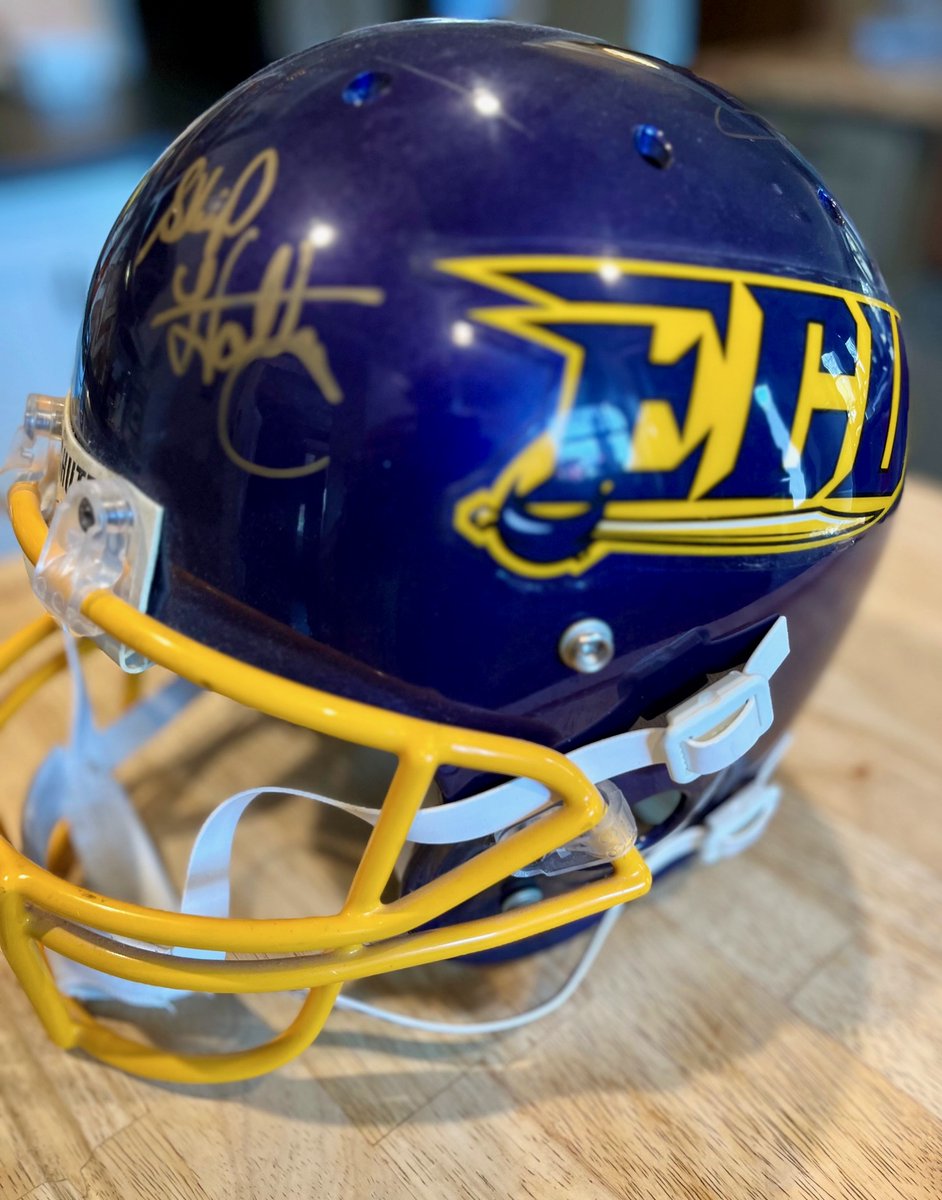 joynerlibrary's tweet photo. Which is your favorite?🖌️ 🎨 

"No Quarter: The History of East Carolina Football and Dowdy-Ficklen Stadium" opens Aug. 1 and will be displayed on our 2nd and 3rd floors for the #ECU football season! Come see it #PirateNation @ECUPiratesFB @EastCarolina https://t.co/9H8IasAoEF