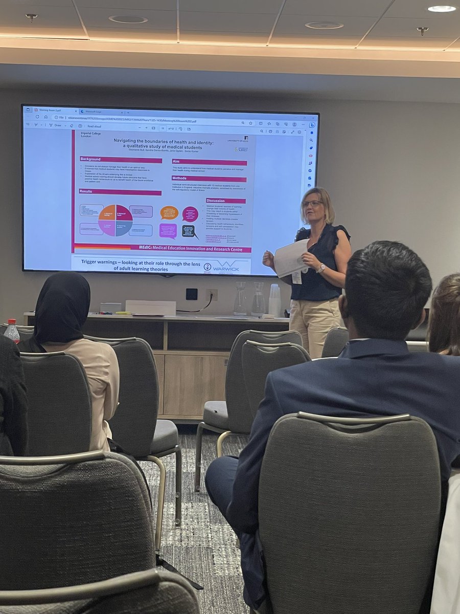 Great poster presentation by @StephBull7 on how medical students perceive and manage their own health during medical school @Imperial_MEdIC