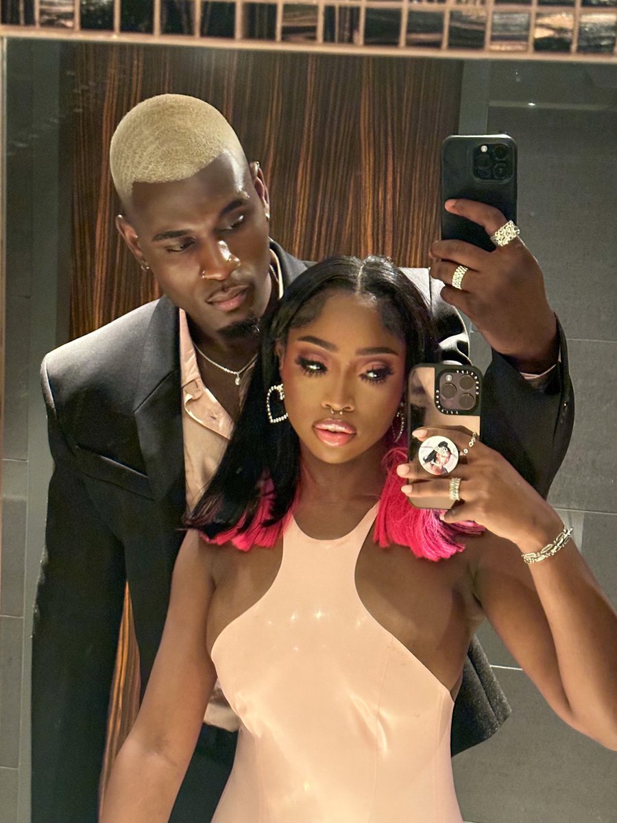 Dami Hope tweet media