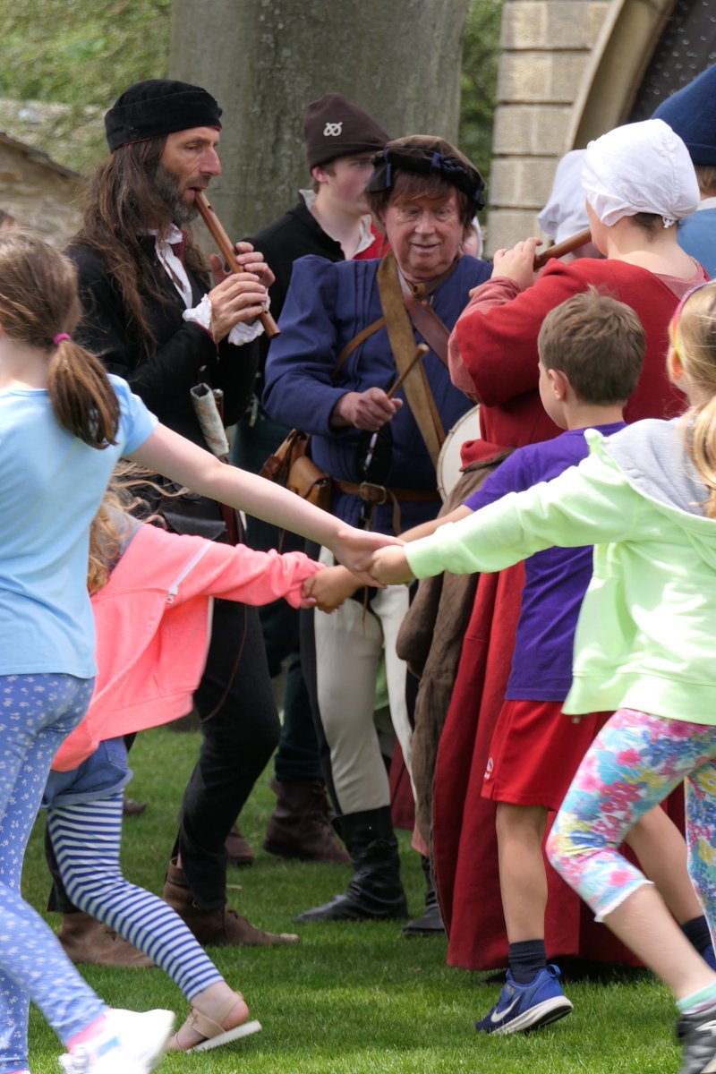Journey back to the 15th Century and experience Castle life with Buckingham’s Retinue. Sat 15 & Sun 16 July  2023.