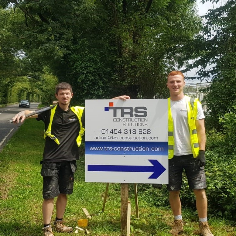 TRSConstruction's tweet photo. Got to love some new roadside site signage thanks to Bristol Banners &amp; Signs Ltd.... Shame about the scarecrows though 😂

#TRSConstruction #BristolBanners #constructionsite #Bristol #SouthWest #sitesignage #roadsidesignage #PPE https://t.co/cIVDaQKdgG