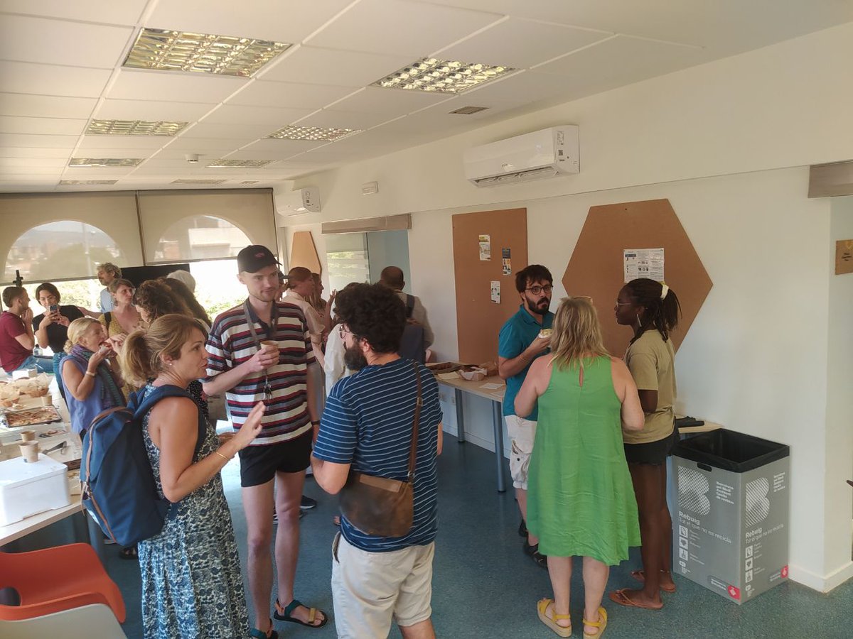 AltresEconomies's tweet photo. 🌞 Les empreses i entitats incubades a la #InnoBAdora de @barcelonactiva s’acomiaden per gaudir de l’estiu a #InnoBA compartint les fites assolides aquest curs!

👏🏽 @R_Degrowth #CooperativaIndustriaTaxi #EraCooperativa #Kalidoscopia #CalAbril #Okollective #Coopelia #Ramé #Laifari https://t.co/12O8lmR15R
