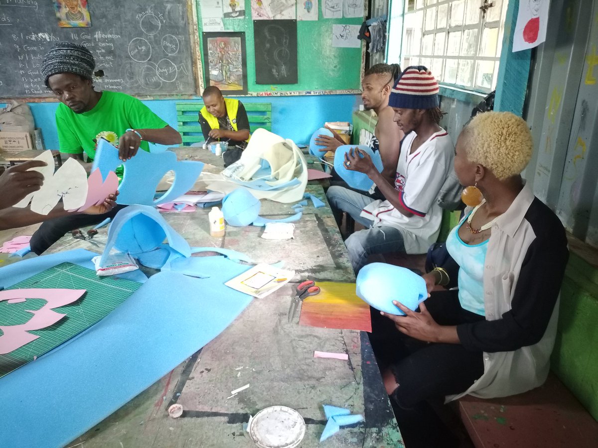 Sautiafrika's tweet photo. Crafting Change in Mukuru Community! 🌍✨ Witness the transformative power of art as Sauti Afrika dives into puppetry making, led by the incredible Art Boys. Together, we're not only creating captivating works of art, but also igniting positive change in the heart of Mukuru. https://t.co/kbk0GTc42N