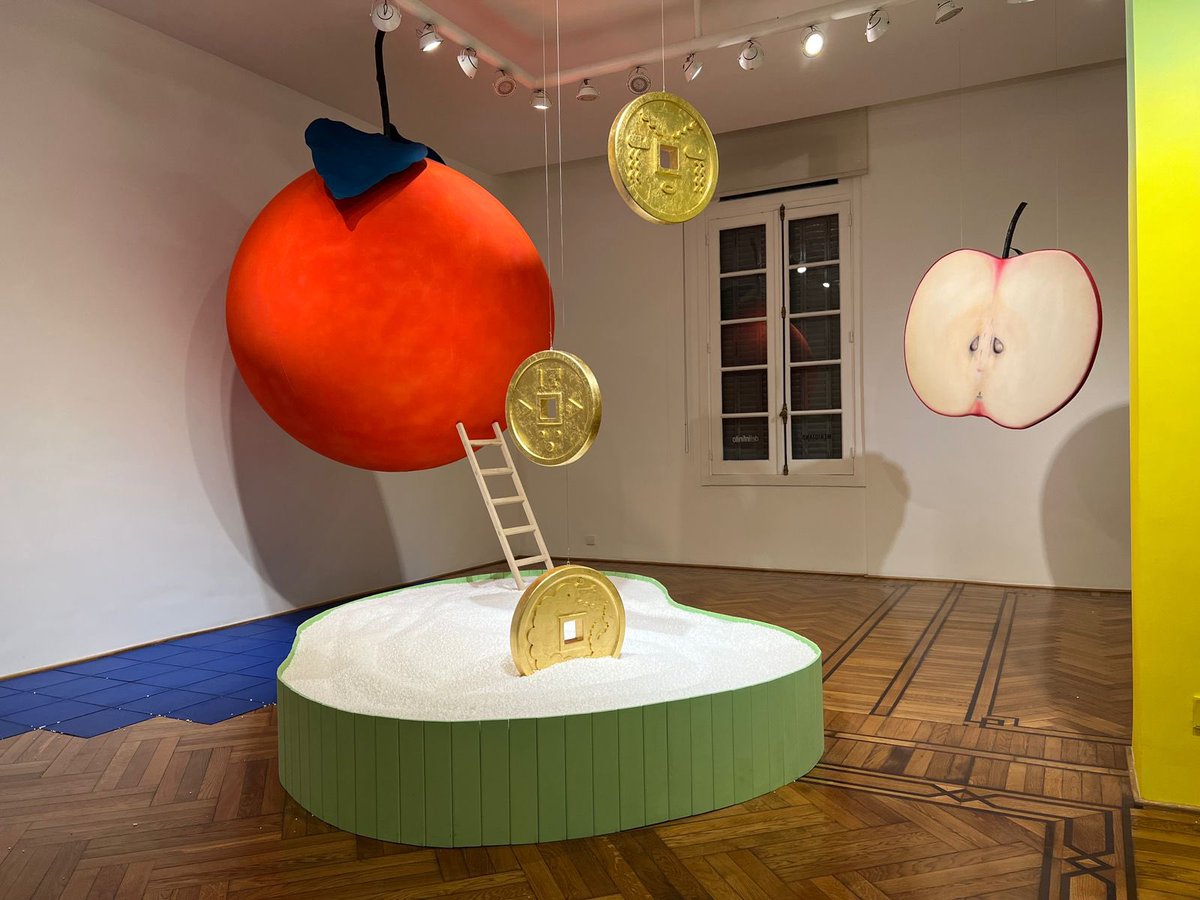 Instalación de Mariela Vita en Galeria Del Infinito.  Hoy hablaremos en #lanatasinfiltro por <a href="/RadioMitre/">Radio Mitre</a>