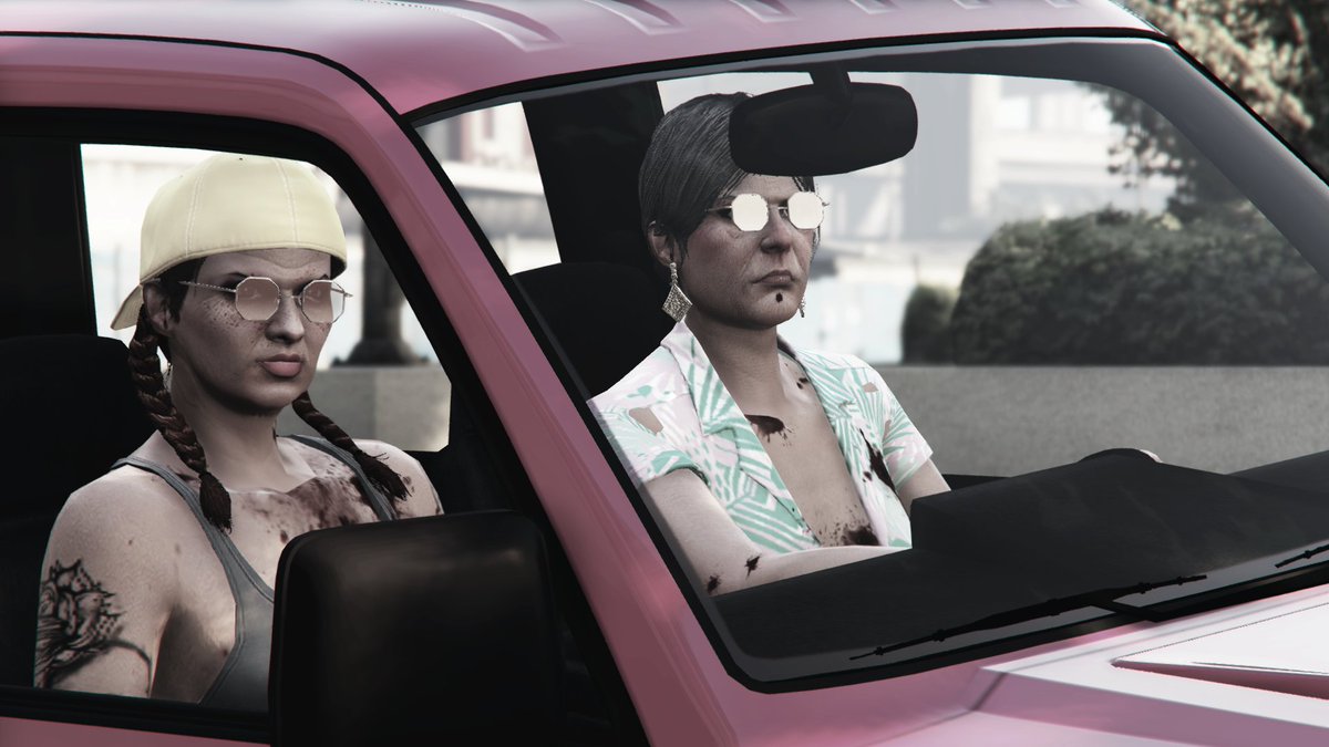 That "Luigi Meme" but with two hot chicks...
#GTAOnline
<a href="/RockstarGames/">Rockstar Games</a>