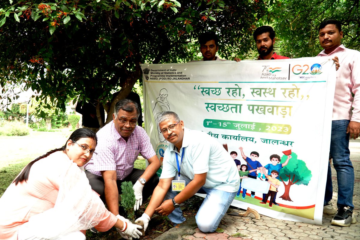 umeshkumarlimbu's tweet photo. NSO(FOD) Jalandhar conducted an awareness cum cleanliness camaign on 13.07.23 under the able guidance of Viney Kumar, JD (ISS), Pallavi Agrawal Srivastava, DD (ISS) &amp; Umesh Kumar Limbu.
@GoIStats @swachhmospi
@PIB_India @CBCJalandhar @CBC_Chandigarh @narendramodi @DCJALANDHAR_PB https://t.co/y6buC7pHdF