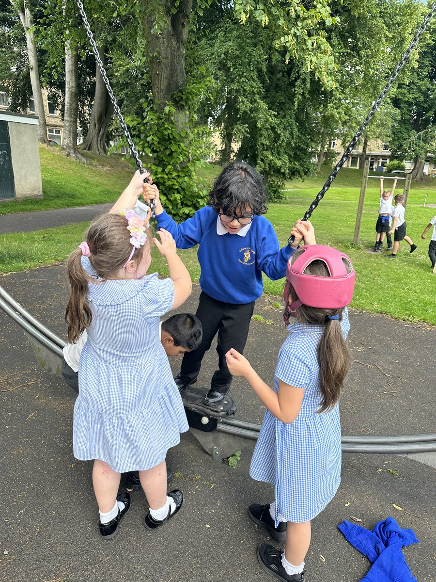 stjosephskly's tweet photo. Apple are exploring their local area in preparation for map drawings… followed by a play in the park to enjoying the sunshine ☀️ #AppleClass #SJKGeography https://t.co/89rsMJ6tgx