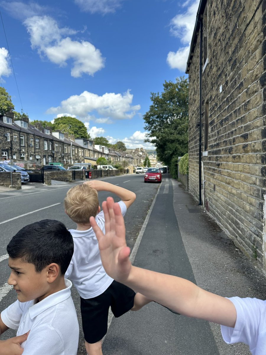 stjosephskly's tweet photo. Apple are exploring their local area in preparation for map drawings… followed by a play in the park to enjoying the sunshine ☀️ #AppleClass #SJKGeography https://t.co/89rsMJ6tgx