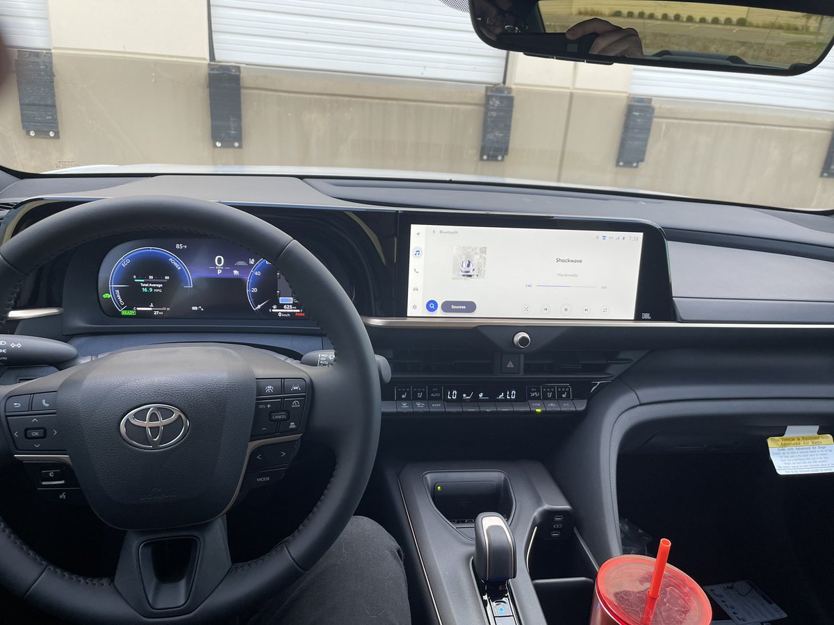 Zesty_Gaming_'s tweet photo. New car https://t.co/k3zgC2en6E