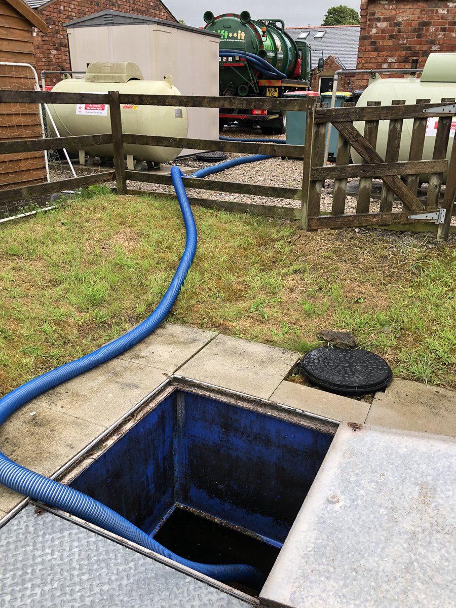 shiftituk's tweet image. Another busy day, more #septictanks and #treatmentplants #emptied in #Freckleton, #Woodplumpton, #Colne, #Forton, #Whittingham and #Broughton