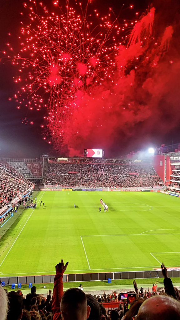 lapopunida's tweet photo. LE PIDO A LOS JUGADOREEESSS https://t.co/YXCDPDd7V0