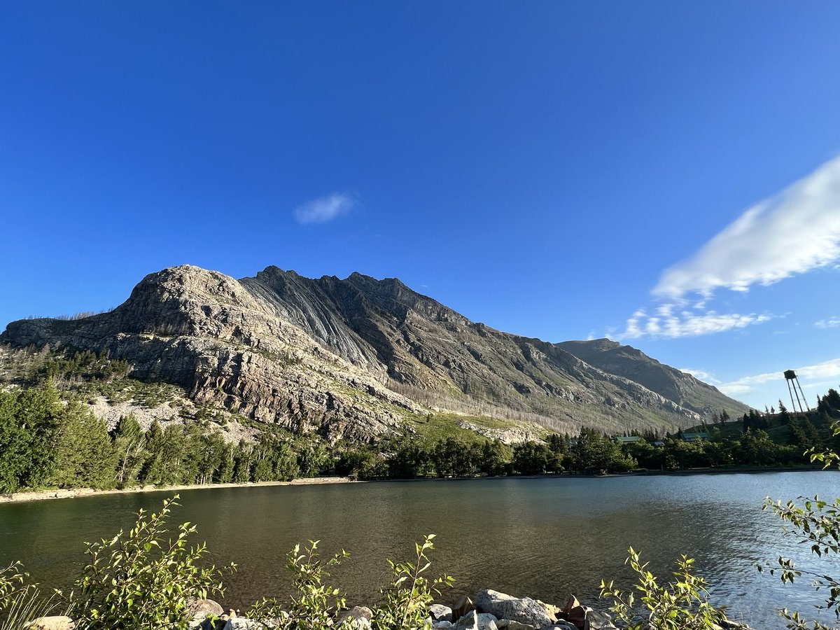 dschoening's tweet photo. Good morning from Canada! #schocation https://t.co/1EKxHMoigz