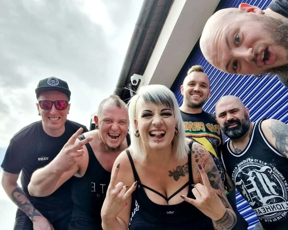 The Castle & Falcon tweet media