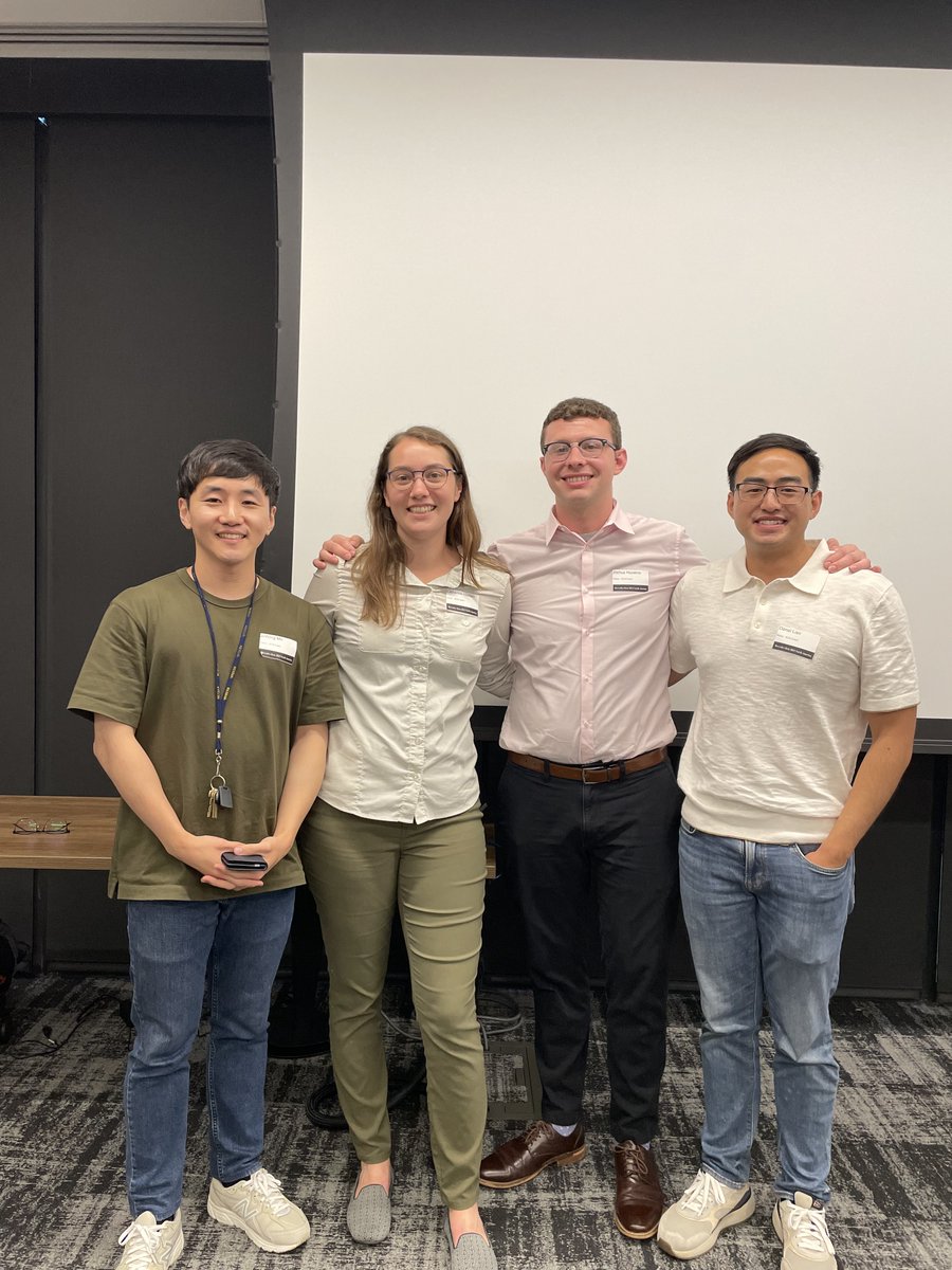 ECS University of Michigan Student Chapter (@ecs_umich) on Twitter photo Last night, our ECS student chapter attended the <a href="/ECS_Detroit/">ECS Detroit Student Chapter</a> event featuring Tu Le! Pictured are our chapter with the ECS Detroit chapter and Tu Le, and our 4 chapter officers. Last night, our ECS student chapter attended the <a href="/ECS_Detroit/">ECS Detroit Student Chapter</a> event featuring Tu Le! Pictured are our chapter with the ECS Detroit chapter and Tu Le, and our 4 chapter officers.