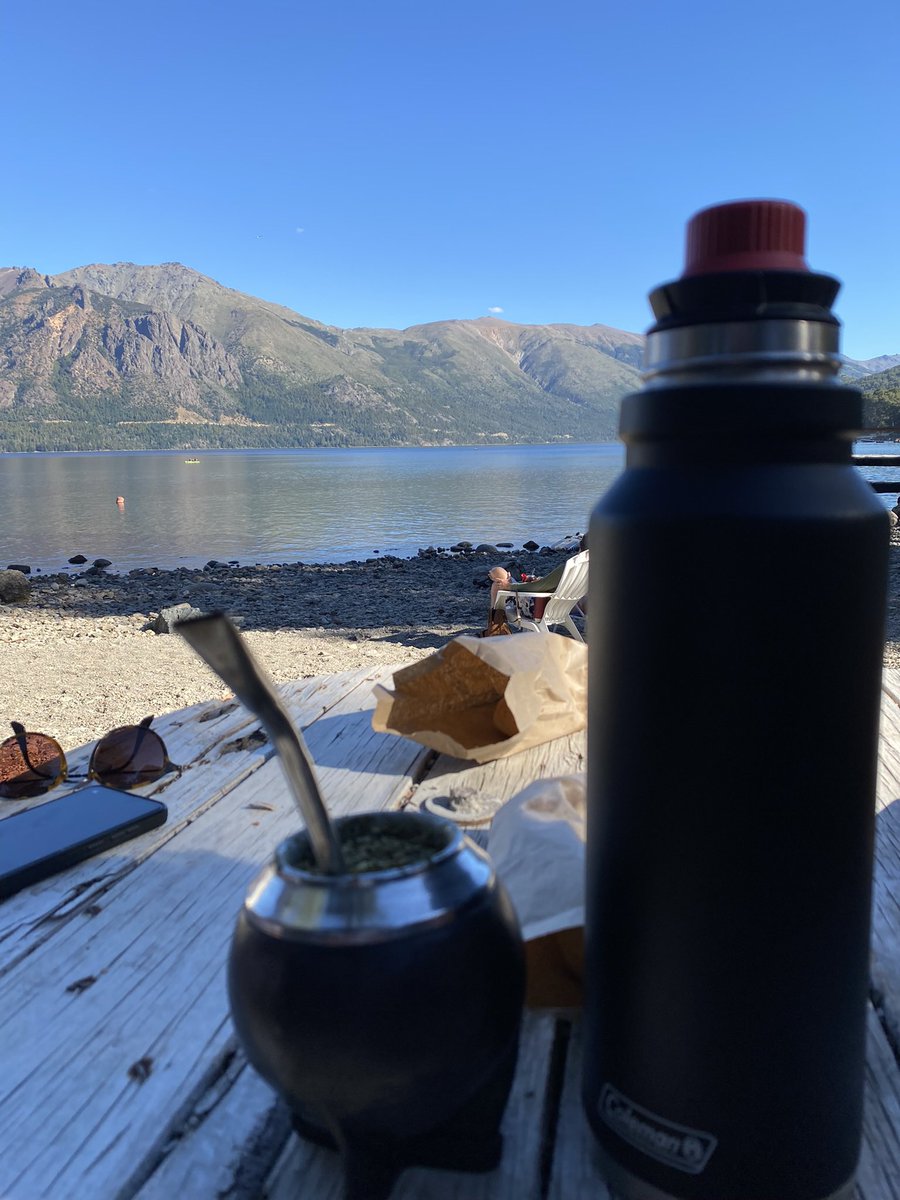 EmiMisigoj's tweet photo. #nadiedicenada Mi lugar en el mundo LAGO GUTIERREZ - Bariloche  💫🙌🏽 https://t.co/KmLAC1rUw5