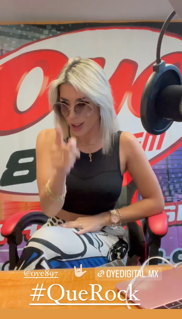 __ms1916's tweet photo. #QueRock los outfits ganadores que usas siempre robando corazones bella @pao_sasso
#PaoSasso #BarbieSasso #ElDebraye https://t.co/5Hi0CaBsvJ