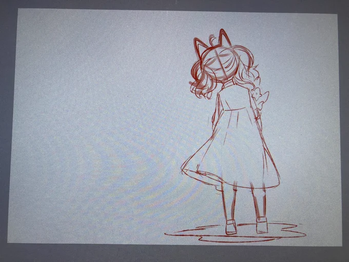 絵を描く感覚忘れてるからYouTubeで適当なミックスリスト流して描いてた  4分とかで次の曲流れてくから無理w