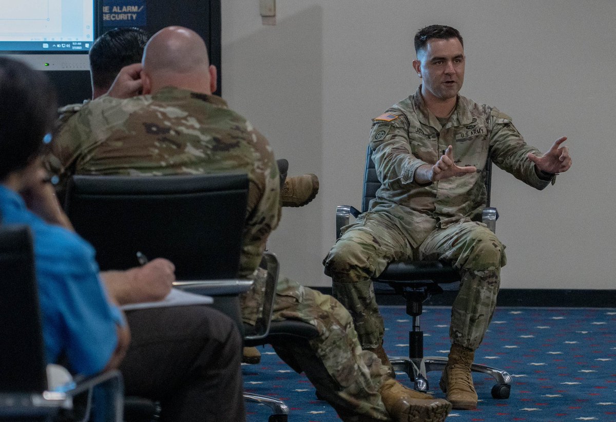 82ndABNDiv's tweet photo. Last week The Airborne Innovation Lab hosted a group think event where Paratroopers with drone experience came out to discuss ideas and issues for future UAS usage.
#AirborneInnovationLab #TransformingTheDivision #AATW https://t.co/FRcEjN6rnj
