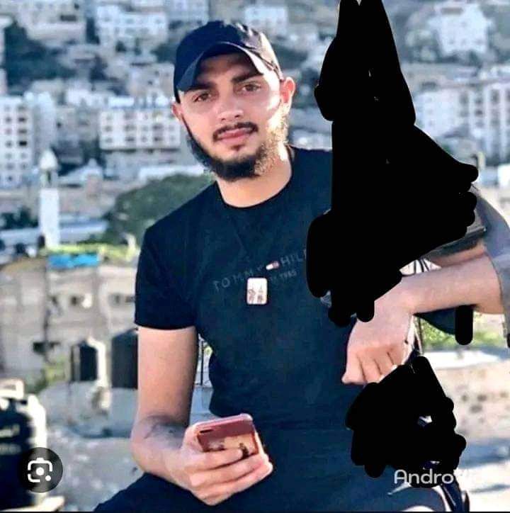 AshsnSangin's tweet photo. ولید هم نن په فلسطـ.ین کې پر یهـ ـودیـ ـانو سینه یخه او دشهادت مست جام یې نوش کړ،

تقبله الله https://t.co/8qtnfMug5m
