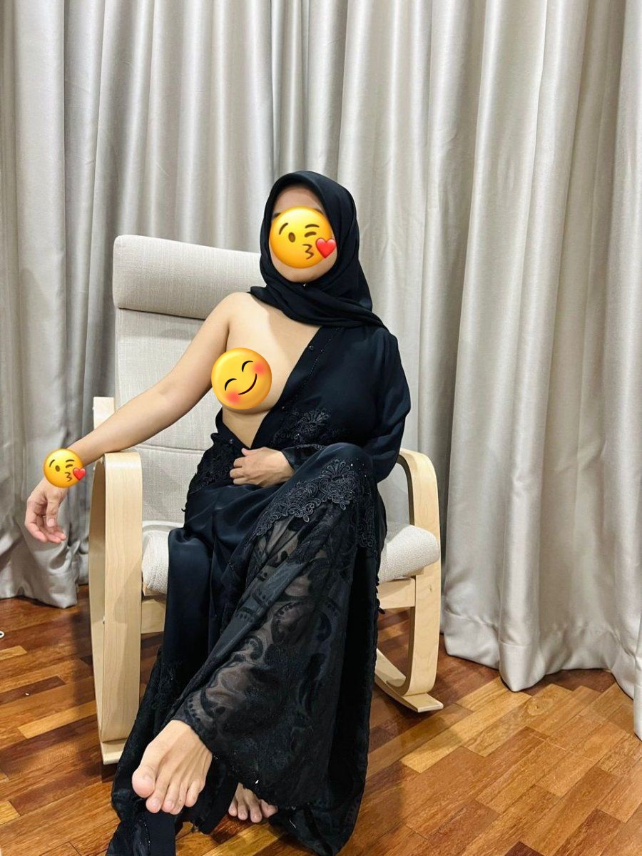 Desy_arianiii's tweet photo. Edisi malam jumat, yg mau no sensor DM trus retweet ya 😘 https://t.co/eiG2B343VU