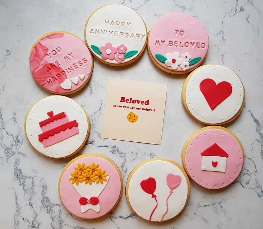 เปิดรับออเดอร์ตามปกติแล้วค่าา🌈🌻
fondant cookies  home•made
⭕️ จัดส่งทั่วประเทศ 

คุกกี้ฟองดอง
ขนาด 3.5 cm ชิ้นละ 20 บาท
ขนาด 7.5 cm ชิ้นละ 50 บาท
กล่องของขวัญ +30 บาท
🚚ค่าจัดส่ง 
J&amp;T 50 บาท 
Kerry 80 บาท
 #ของขวัญวันครบรอบ #ของขวัญวันเกิด #ของขวัญวันรับปริญญา