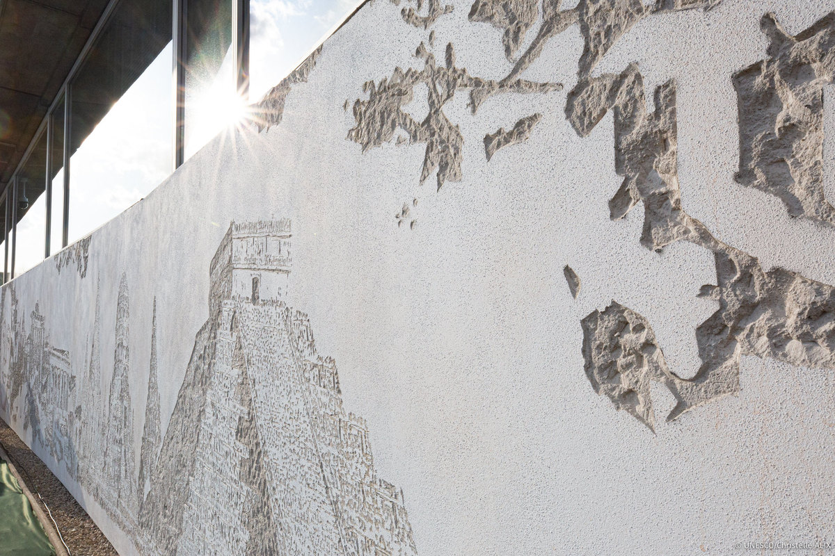 UNESCO's tweet image. Discover @UNESCO's newest artwork by @vhils1, unveiled this week by @AAzoulay and @antoniocostapm.

This masterpiece pays tribute to Ellen Wilkinson, the president of UNESCO’s first ever Conference, and our commitment to safeguard our common heritage.

on.unesco.org/44HveAN