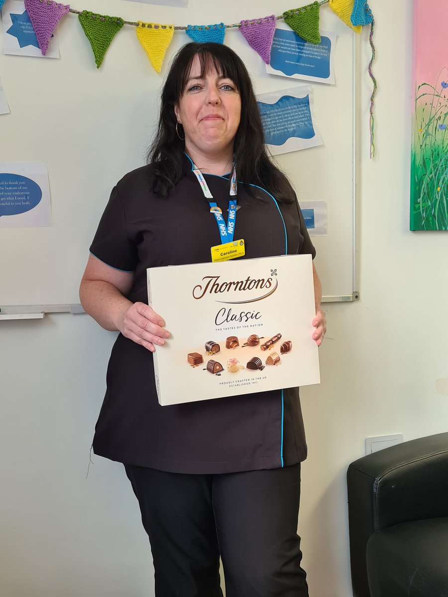 Caroline, one of our Patient Experience Facilitators in PALS, received a beautiful box of chocolates today from a very grateful family member that Caroline has been supporting <a href="/IOWNHS/">Isle of Wight NHS Trust</a> <a href="/IWPtExperience/">IWNHSPtExperience</a> <a href="/LauraNeal_/">Laura Neal 💙🌻</a>  Well done Caroline