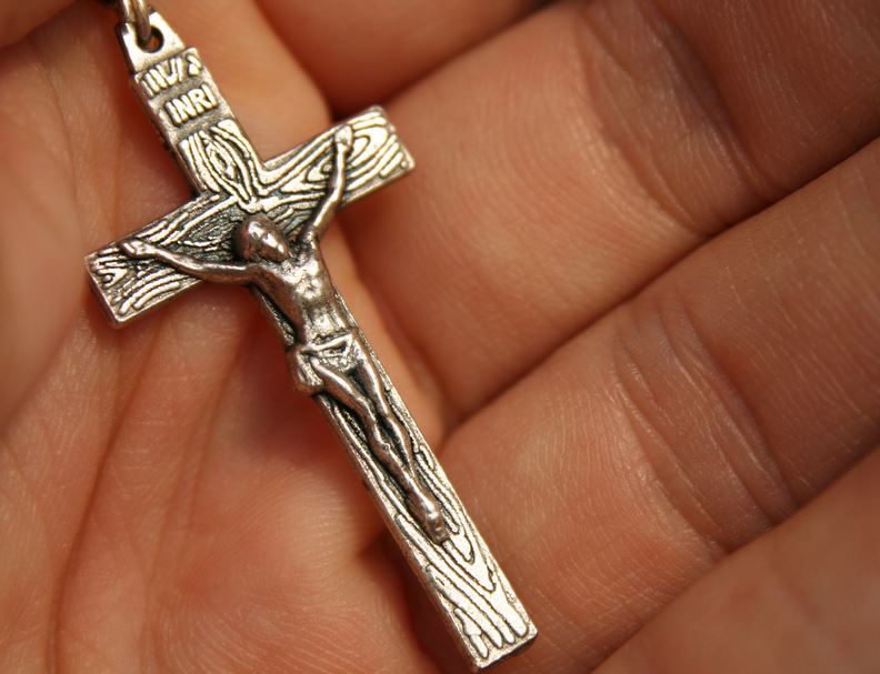 [ARTICLE OFFERT]🔓
D'où les personnes #victimes de la misère  tirent-elles leur #confiance et leur #espérance? Quel est ce ressort  mystérieux qui les fait tenir debout, malgré tant d'#épreuves  accumulées?
"Sans espérance, on n'est rien", François Odinet👉revue-christus.com/article/sans-e…