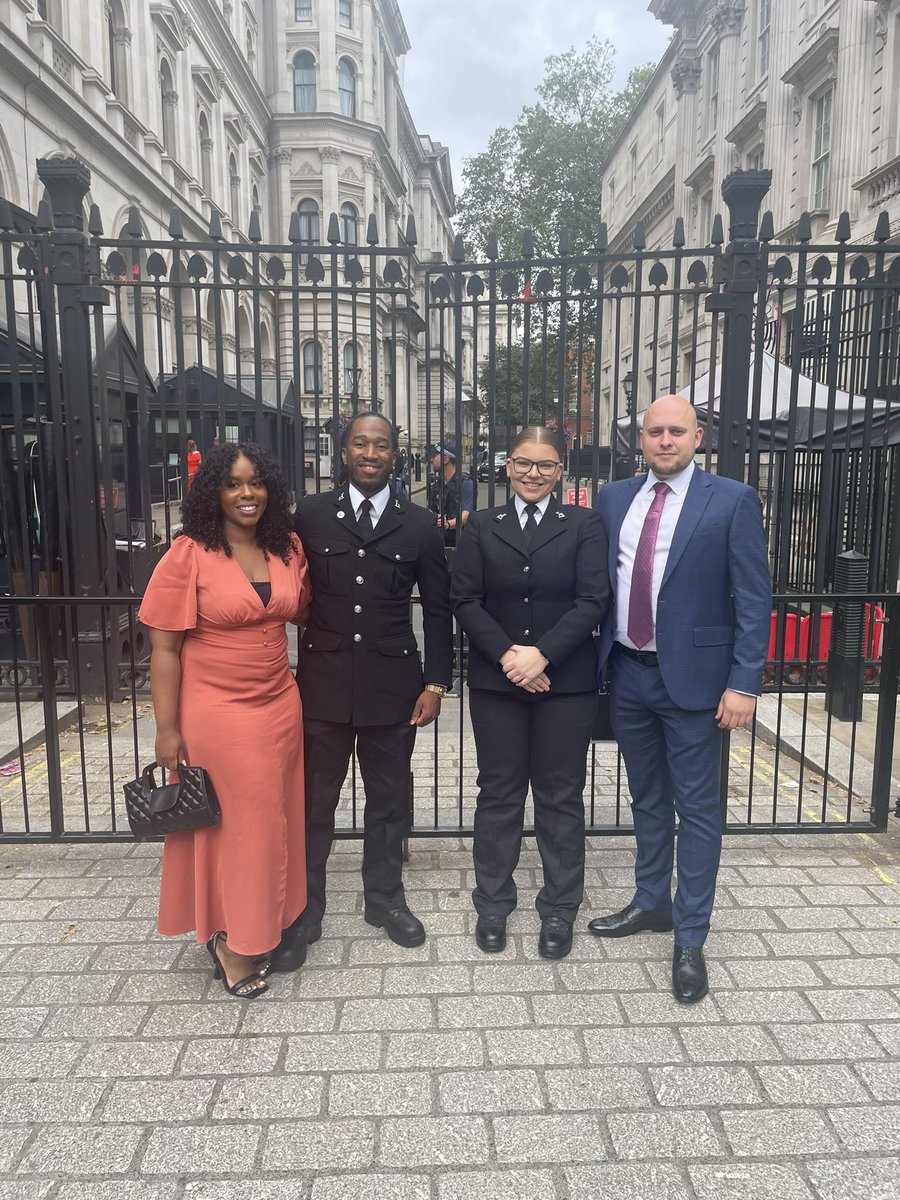 👏 POLICE BRAVERY AWARDS: Hertfordshire Police Federation nominees PC Mercedes Newman and PC Tristian Morrison have arrived at Downing Street, London ahead of tonight’s awards. Good luck both! 🌟