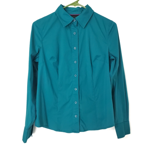 So good I had to share! Check out all the items I'm loving on <a href="/Poshmarkapp/">Poshmark</a> from <a href="/zettelio15/">Zette Arciniega</a> #poshmark #fashion #style #shopmycloset #volcom #oldnavymaternity #attention: posh.mk/k7yTLSQFoBb