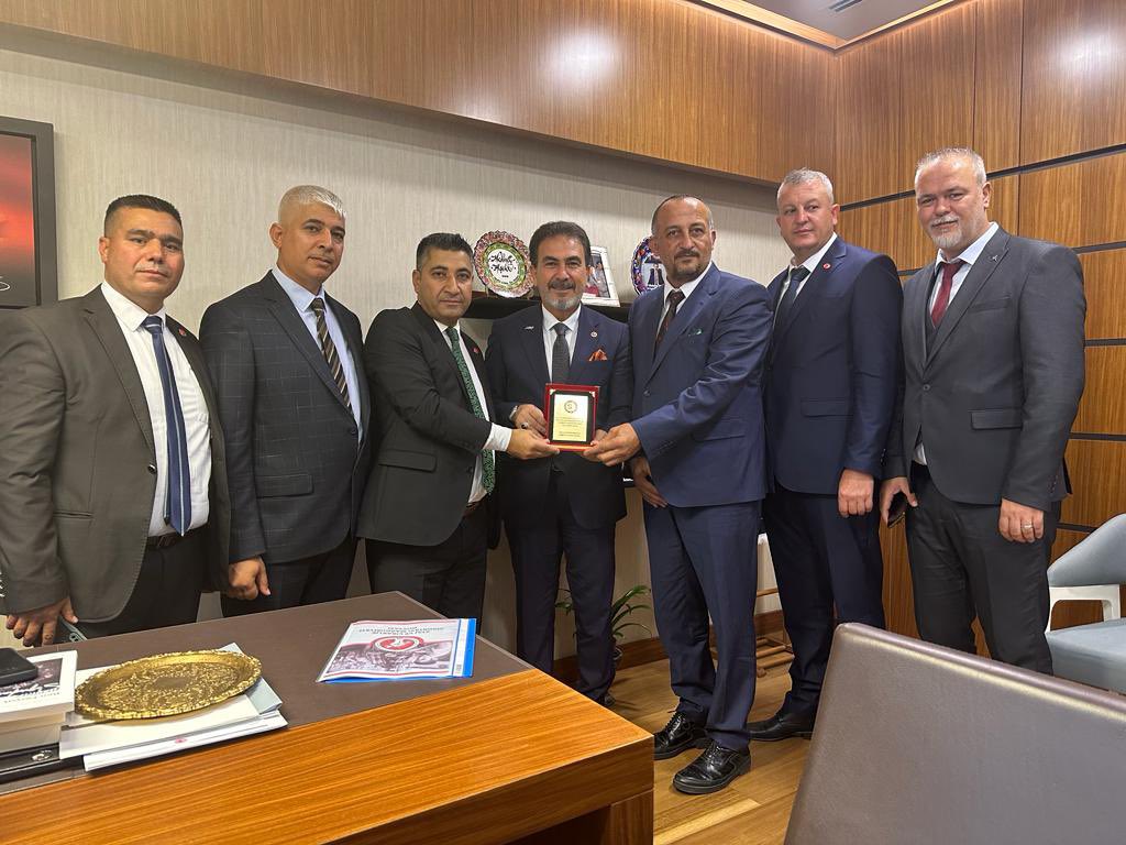CirakStajFED's tweet photo. Yeniden Refah Partisi Kocaeli Mv Sn Mehmet Aşıla @mehemmed19 ile görüştük. YR Partisi olarak bu konunun sonuna kadar takipçisi olacakları sözünü yeniden aldık.
@muratsmm
@selcukem
@tanertunay1
@mslm_alagoz
Cebrail Bayrakçı
Ali Arısız

Adalet için
#ÇırakStajyerTBMMde2inciGün https://t.co/5WOmpUS2Tf