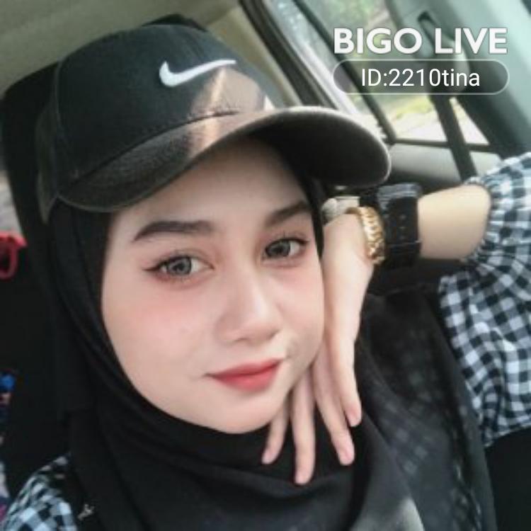 jazz_miey's tweet photo. Come and see ☾ ᴛɪɴᴀ ✦ᴺᴿ streaming live on #BIGOLIVE and make new friends!  https://t.co/QbFU6nvHM7 https://t.co/tUNsYB14a9
