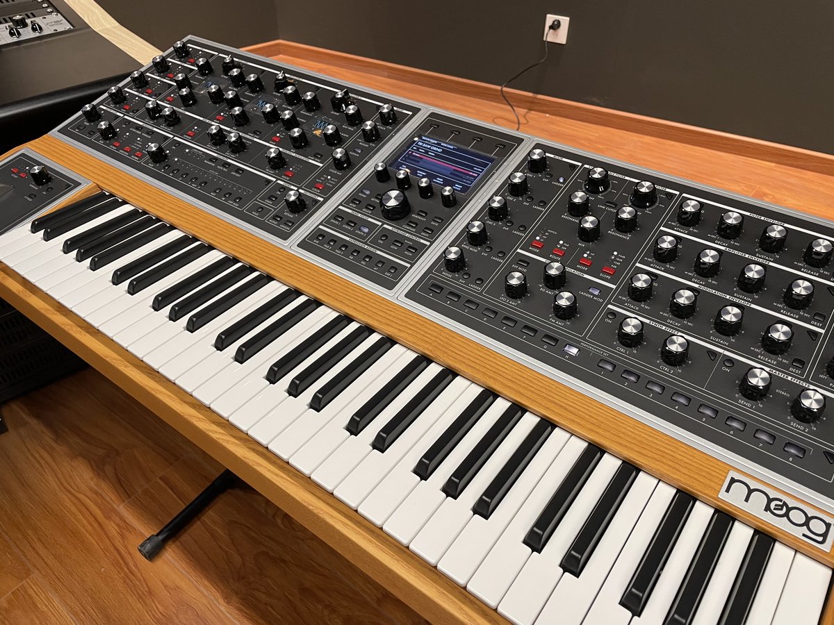 Lauten+GainLab is the best flavor of hip-hop!@LautenAudio #gainlabaudioempress #gainlabaudiodictator
Famous music producer-China Rap Peak Showdown Music Director-KAS$
Completion of the initial construction of music production studio system.