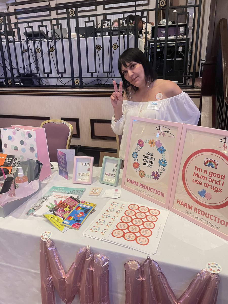 StaceyInspire's tweet photo. The fabulous @annaddition #DDNConf #ManyRoads https://t.co/803slhZf77