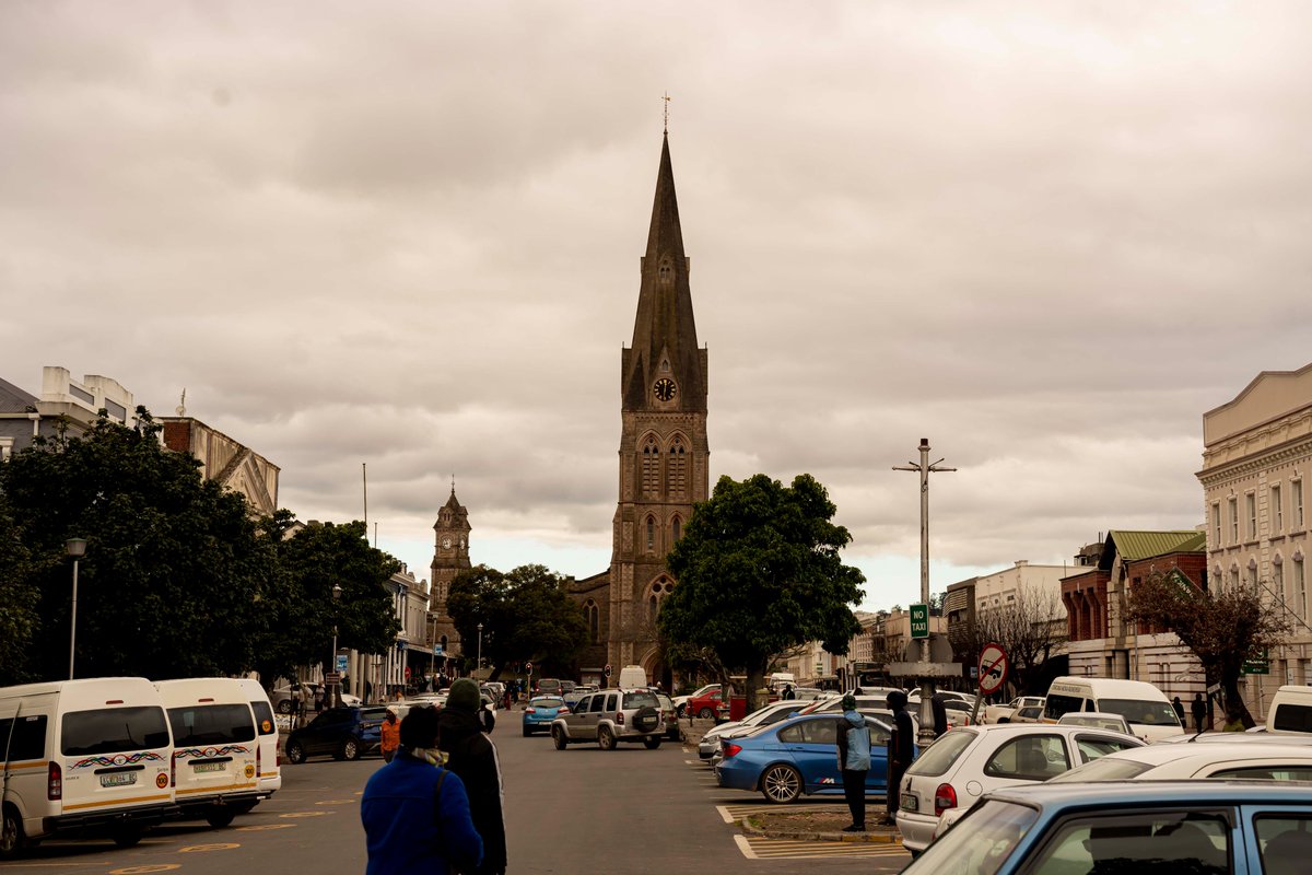 StandardBankArt's tweet photo. From landmarks such as the cathedral and the monument to its witty named restaurants, Makhanda is an explorer’s haven beyond the 11 days of the national @ArtsFestival. 🤩 Easily the best destination to #BePartOfTheArts! 👌🏽 #NAF2023 #ItWillChangeYou https://t.co/SfVbu06Kby