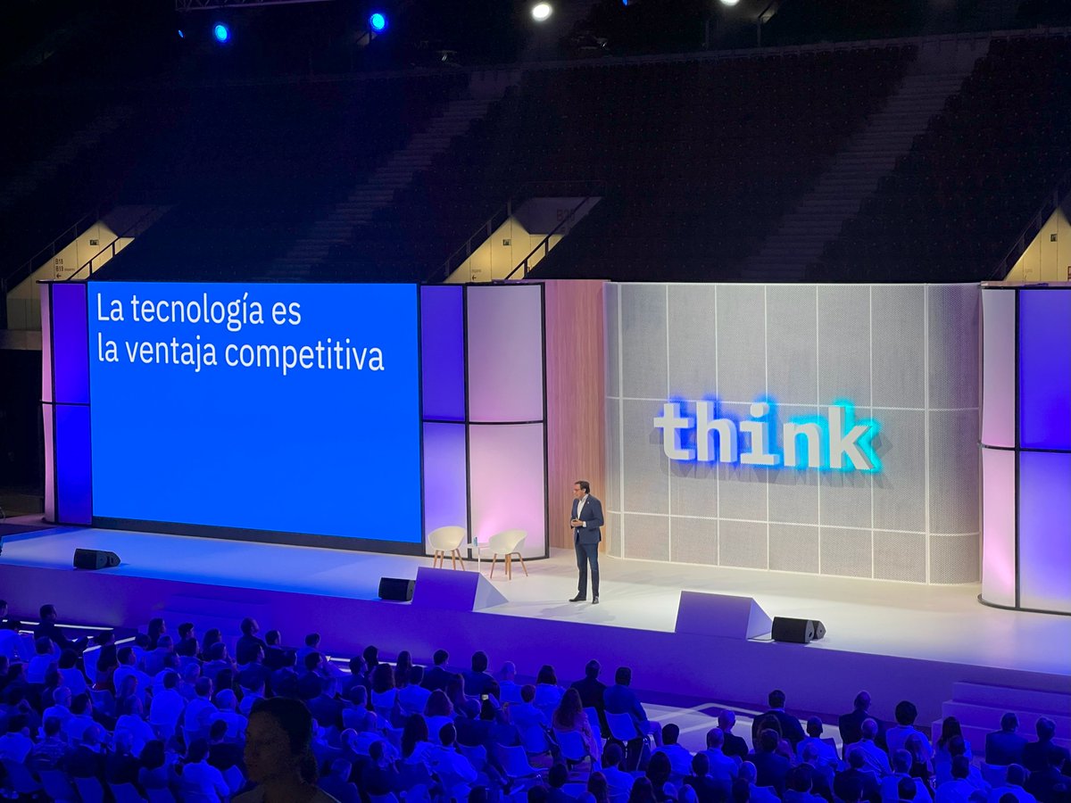 decide4AI's tweet photo. ¡El equipo de #decide4AI no podía perderse el evento del año de @IBM_ES! 🙌
Ayer estuvimos en IBM #ThinkMadrid para hablar sobre las últimas tendencias y casos de uso en #ComputaciónCuántica, #IA, #cloud híbrida, #sostenibilidad y #automatización.
Mil gracias como siempre #IBM. https://t.co/DQjfuFDCv4
