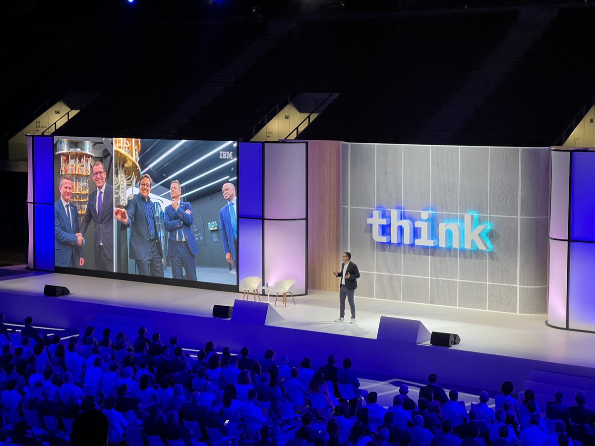 decide4AI's tweet photo. ¡El equipo de #decide4AI no podía perderse el evento del año de @IBM_ES! 🙌
Ayer estuvimos en IBM #ThinkMadrid para hablar sobre las últimas tendencias y casos de uso en #ComputaciónCuántica, #IA, #cloud híbrida, #sostenibilidad y #automatización.
Mil gracias como siempre #IBM. https://t.co/DQjfuFDCv4