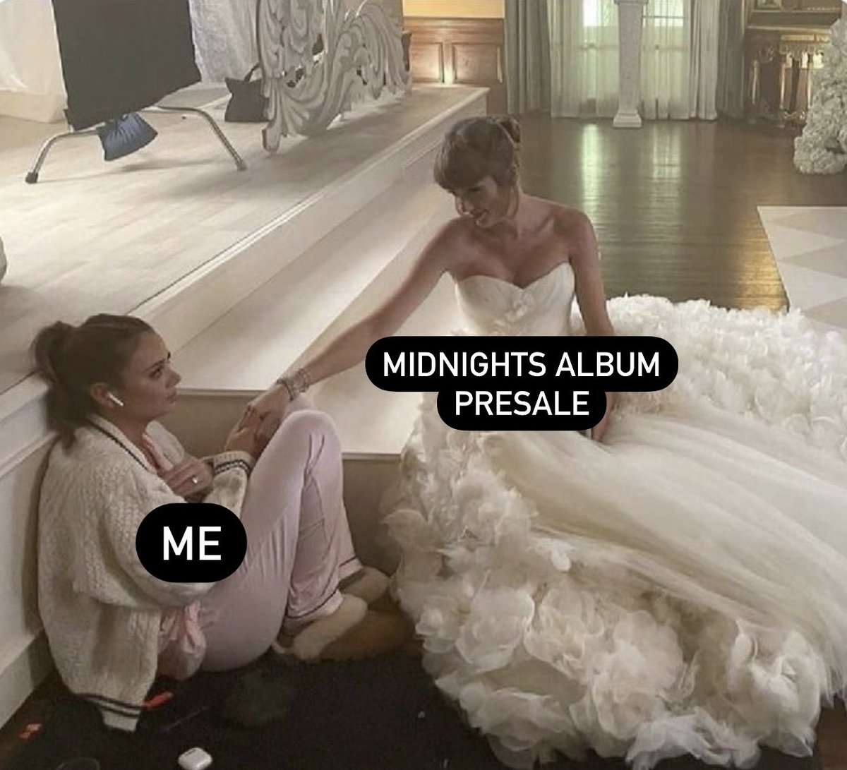 ge0rgiag1rl's tweet photo. midnights album presale… I owe you my life and my sanity https://t.co/yJeHPhyfSl