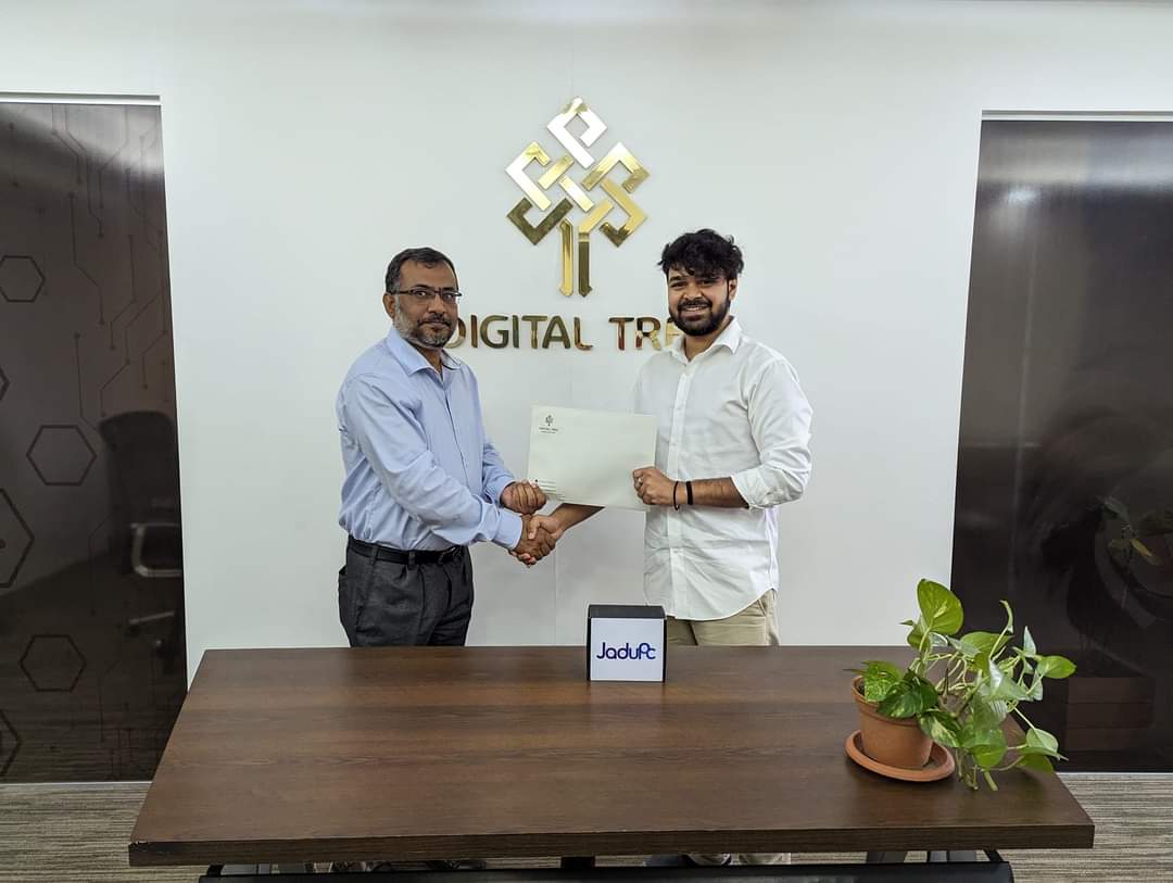 Helal21191's tweet photo. @JaduPC and Efarmerbd singed a MOU today to bring affordable computing magic to all farmers' households; through rural entrepreneurs. https://t.co/KtJdfji1yT