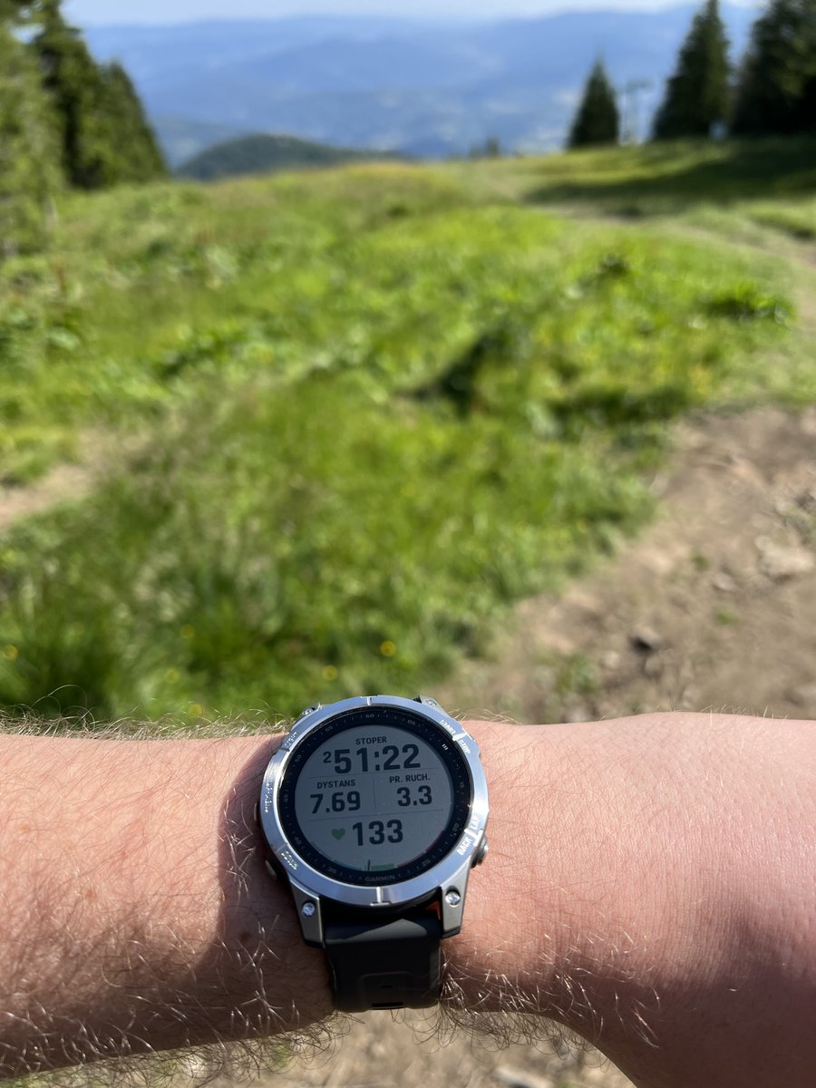 tomasznicieja's tweet image. 1/7 Czas na parę przemyśleń i pierwszych wrażeń po tygodniu użytkowania #GarminFenix7 - wiem, że to mało, więc nie oceniam sprzętu. Chociaż wątpię, że moje zdaniem o nim się zmieni😅 
W dużym skrócie - świetny zakup i nie ma czego żałować🔥
#Garmin #Fenix7