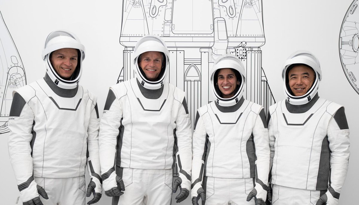 esa's tweet photo. 📢Call for media📢

👨‍🚀 Join @Astro_Andreas and his fellow #Crew7 for a press conference at @NASA's Johnson Space Center in Houston.

🚀 This will be the final opportunity to speak with the crew before target launch on 15 August.

More info👉 https://t.co/JZFCfs0L8g https://t.co/wQvrGZcE6e