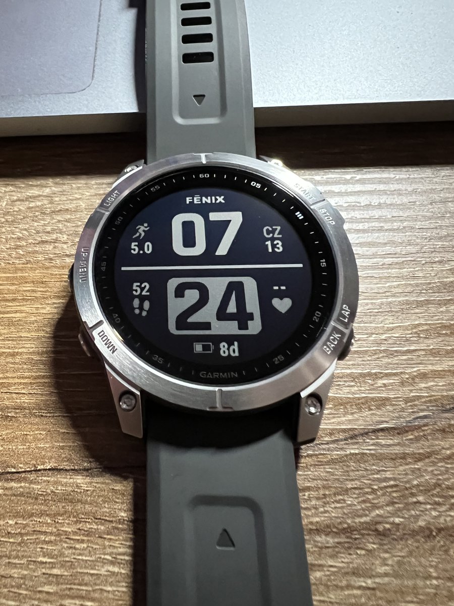 tomasznicieja's tweet image. 1/7 Czas na parę przemyśleń i pierwszych wrażeń po tygodniu użytkowania #GarminFenix7 - wiem, że to mało, więc nie oceniam sprzętu. Chociaż wątpię, że moje zdaniem o nim się zmieni😅 
W dużym skrócie - świetny zakup i nie ma czego żałować🔥
#Garmin #Fenix7