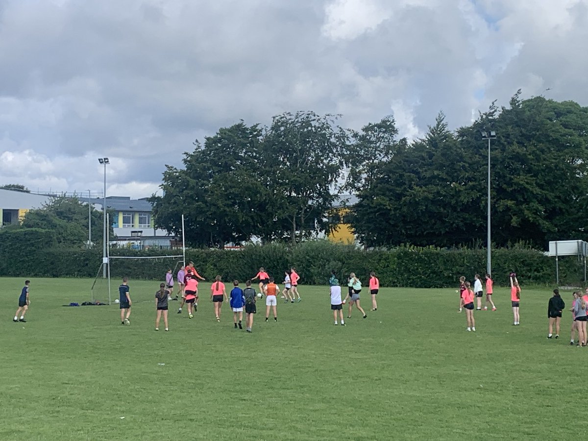 Half way there at Clane GAA summer camp. Kids having great fun and lots of skills on view. Friends forever. Shout out to Gazza, Shirley and Yuka on the great jobs they do. ⁦@ClaneGAA⁩ ⁦@gaaleinster⁩