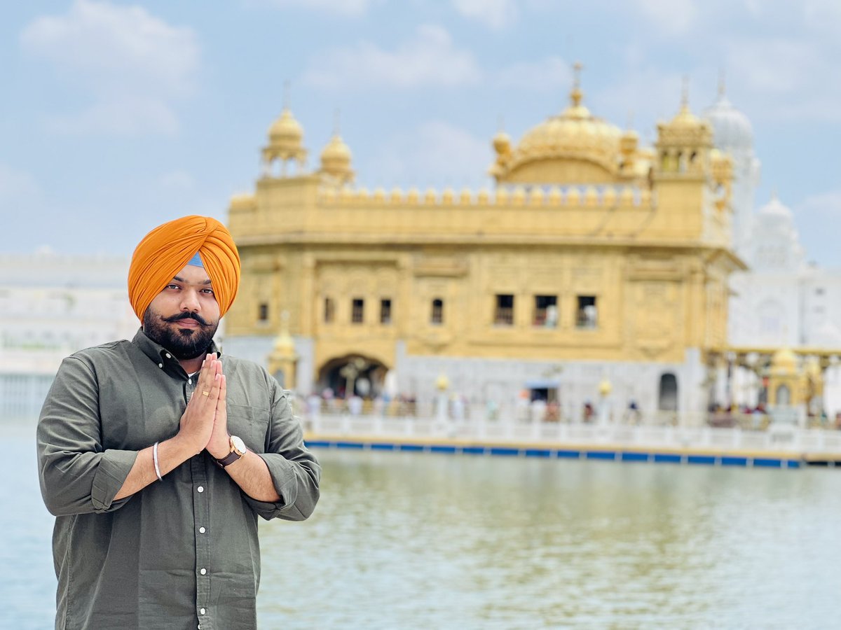 ॥ ਰਾਜੁ ਜੋਗੁ ਤਖਤੁ ਦੀਅਨੁ ਗੁਰ ਰਾਮਦਾਸ ॥