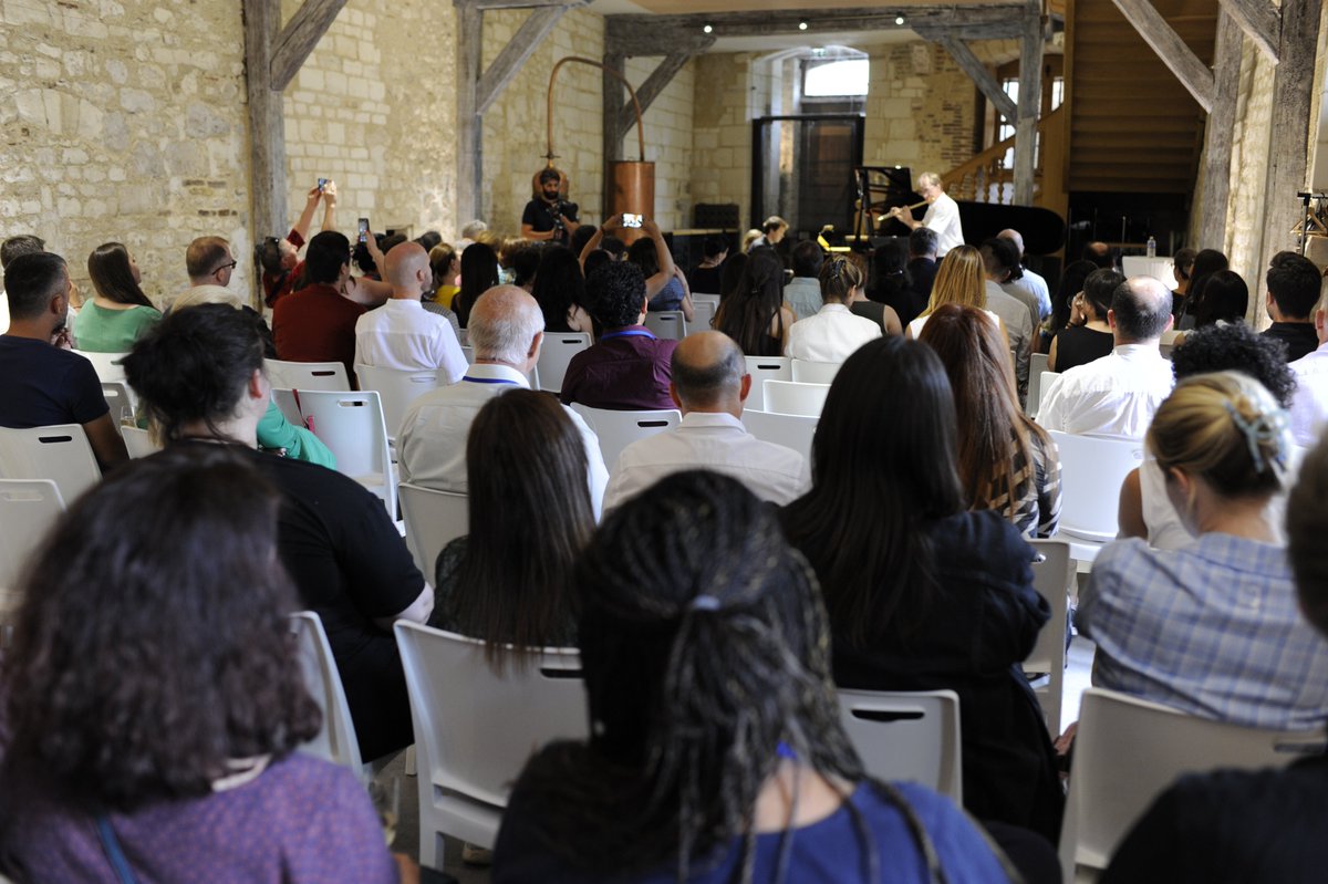 JGuyTroyes10's tweet photo. Retour en 📸 sur temps convivialité et échanges avec les recteurs et représentants #partenaires #EUt+ 🇪🇺 !
Welcome Drink et concert étaient au programme dans cadre prestigieux du Cellier St Pierre près Cathédrale #Troyes. #TroyesWeek #EUTech @UTTroyes  @EuropUnivTech @MaumyMyriam https://t.co/2r4yXj3MPZ