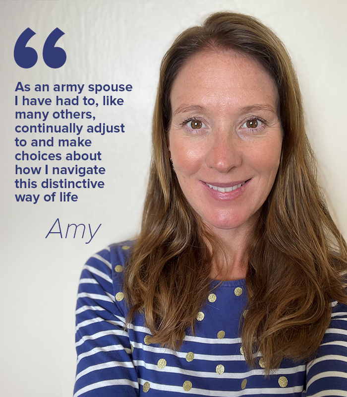 ArmyandYou's tweet photo. Summer A&amp;Y's best blogger Amy explores the ups and downs of living off-patch. What's your experience?

Amy wins a subscription to @FlowerBeUK - delivering sweet seasonal flowers every month.

Would you like to write a blog for a future edition? Get in touch - editor@aff.org.uk https://t.co/EteU1uTGUh