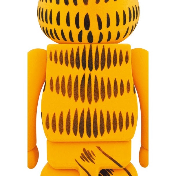 WeAreMinty's tweet photo. The amazing 400% & 100% Bearbrick set - Garfield (Flocky ed.) is ready for shipping, link in our bio!🐈️💤
.
>https://t.co/w2FhKwoKXV
.
#Mintyfresh #MedicomToys #DesignerToys #Art #ArtToys #ArtToy #Collectible #Bearbrick #BearbrickSet #Garfield #Flocky #Orange #Cat #Lasagna https://t.co/ePD2AeLhbV